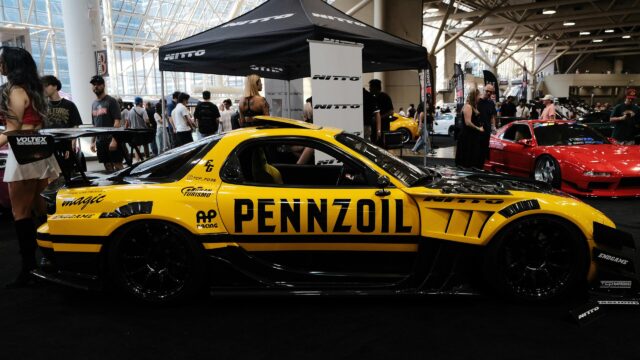 Custom Yellow Pennzoil Mazda RX-7 JDM Sports Car 4K Wallpaper