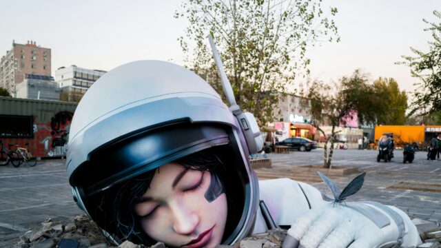 Astronaut Statue with Butterfly Surreal Art 4K Desktop Wallpaper