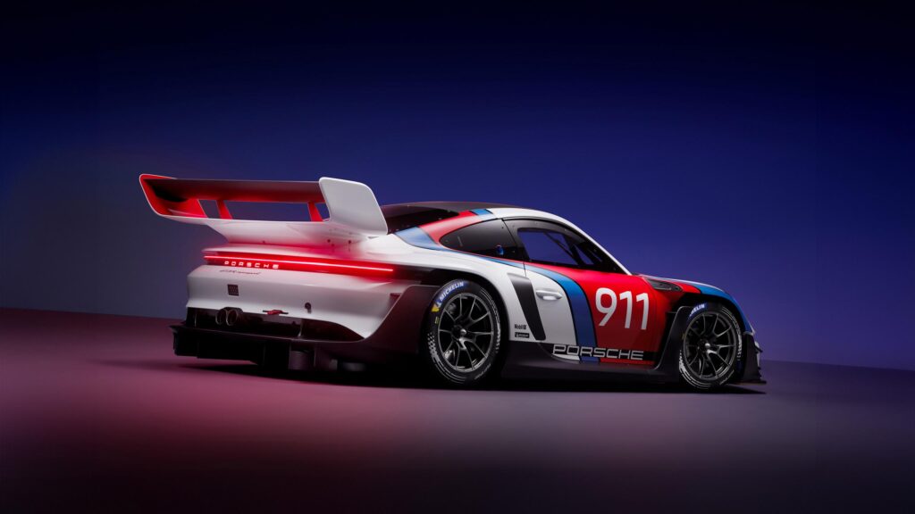 Porsche 911 GT3 R Rennsport Track Racing Car 4K Wallpaper