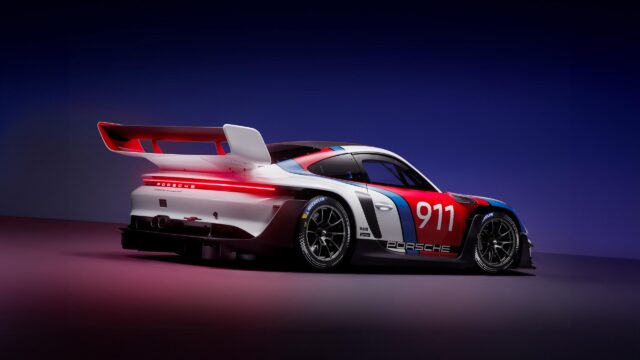 Porsche 911 GT3 R Rennsport Track Racing Car 4K Wallpaper