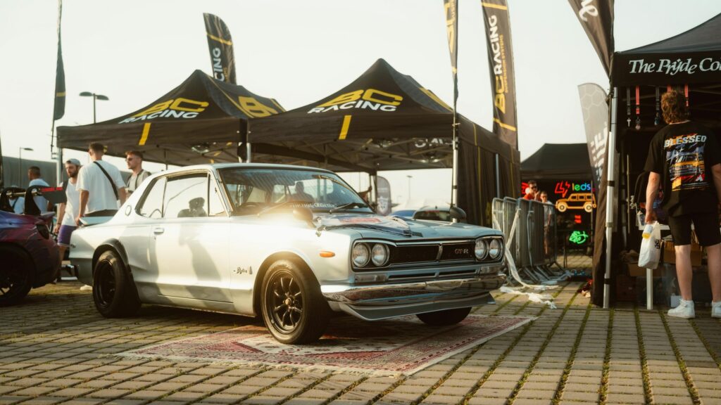 Classic Silver Nissan Skyline Hakosuka GTR at Car Meet 4K Wallpaper