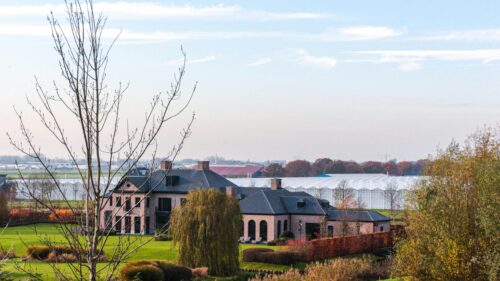 Luxury Country Estate with Autumn Garden Landscape 4K Desktop Wallpaper