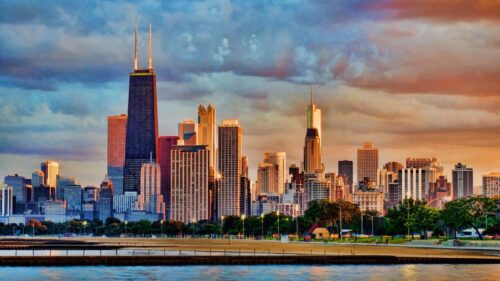 Breathtaking Chicago Skyline at Sunset Over Lake Michigan PC Wallpaper