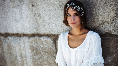 Beautiful Woman in White Dress with Sparkling Headpiece PC Wallpaper