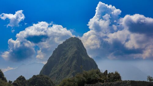 Breathtaking Huayna Picchu Mountain Above Machu Picchu 4K Wallpaper