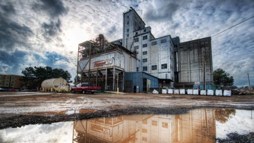 Industrial Grain Silo and Dairymens Co Op Facility PC Wallpaper