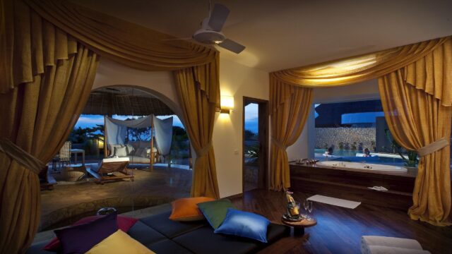 Luxurious Tropical Resort Suite with Private Infinity Pool and Jacuzzi 4K Wallpaper