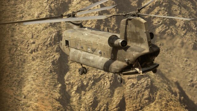 US Army Chinook Heavy Lift Helicopter Flying Over Mountain Range Desktop Wallpaper