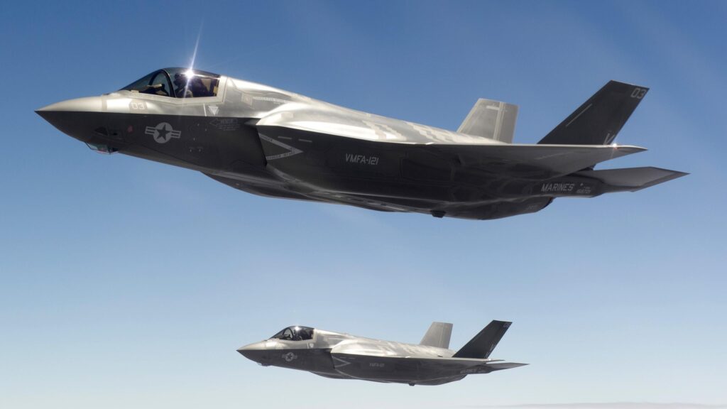US Marines F-35B Lightning II Stealth Fighters in Formation 4K Desktop Wallpaper