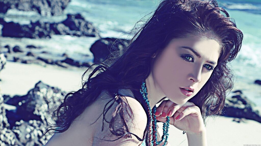 Beautiful Woman Portrait on Tropical Beach Summer 4K Desktop Wallpaper