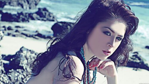 Beautiful Woman Portrait on Tropical Beach Summer 4K Desktop Wallpaper