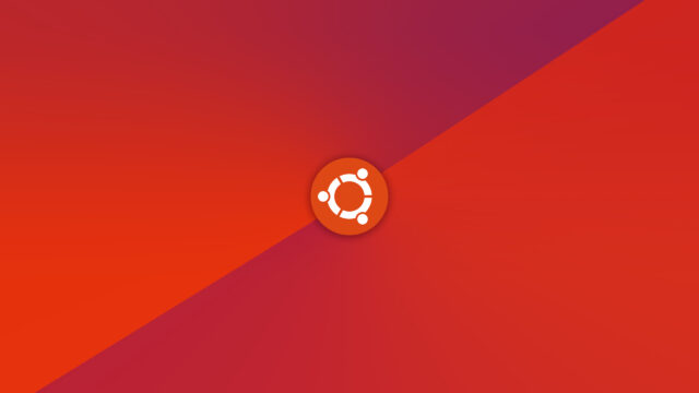 Minimalist Ubuntu Logo with Diagonal Red Gradient Split 4K Desktop Wallpaper