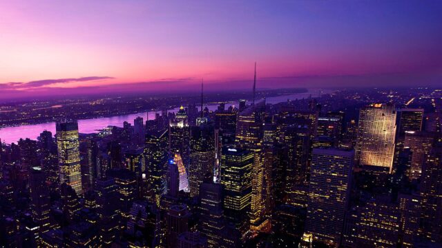 Breathtaking New York City Skyline at Sunset Purple Twilight 4K Desktop Wallpaper