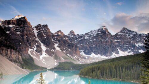Stunning Moraine Lake and Canadian Rocky Mountains 4K Desktop Wallpaper