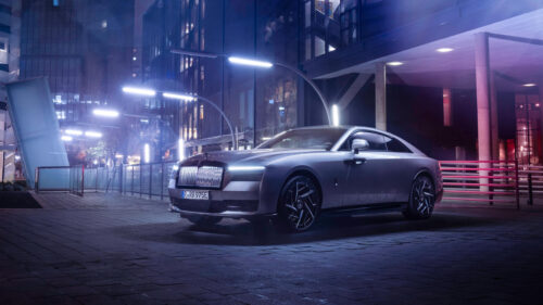 Stunning Silver Rolls-Royce Spectre Night Cityscape 4K Desktop Wallpaper