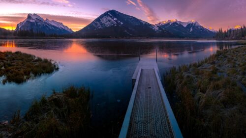 Stunning Vermilion Lakes Sunrise with Mount Rundle View 4K Desktop Wallpaper