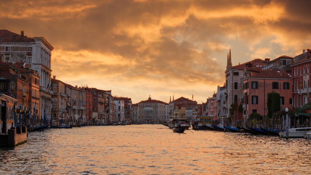Stunning Venice Grand Canal Sunset Golden Hour View Desktop Wallpaper