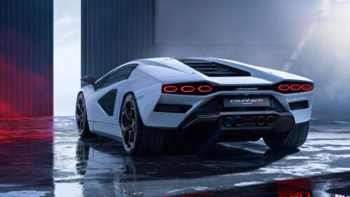 Lamborghini Countach LPI 800-4 Rear View 4K Desktop Wallpaper