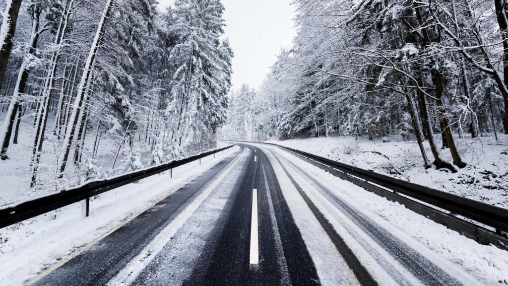 Winter Forest Road Landscape Scenic Mountain Drive 4K Desktop Wallpaper
