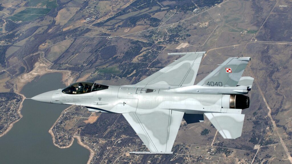 Polish Air Force F-16 Fighting Falcon Jet In Flight Desktop Wallpaper