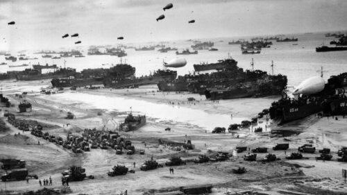 Historical D-Day Normandy Landings Black and White PC Wallpaper
