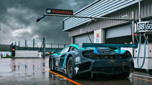 VonRyan Racing McLaren MP4-12C GT3 Desktop Wallpaper