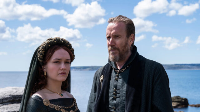 House of the Dragon Characters at Sea Desktop Wallpaper