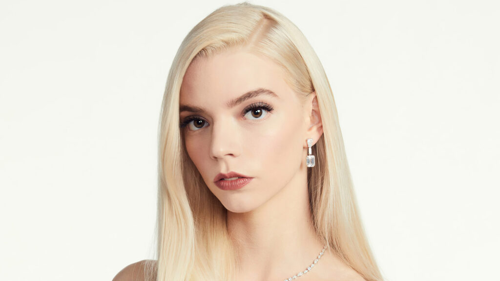 Anya Taylor-Joy Minimalist Portrait 4K Desktop Wallpaper