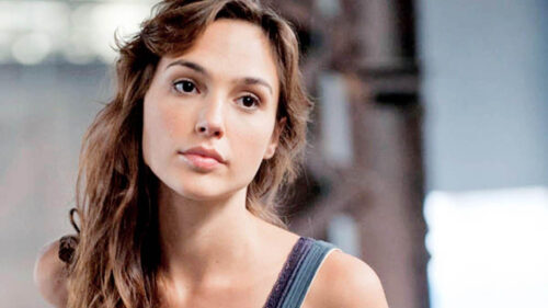 Gal Gadot Close-up Cinematic Desktop Wallpaper