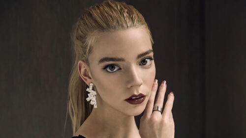 Portrait of a Blonde Woman in Elegant Jewelry Desktop Wallpaper