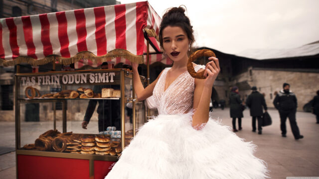 Stunning Fashion Photography Bridal Style 4K Wallpaper