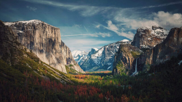Breathtaking Yosemite Valley National Park Desktop Wallpaper