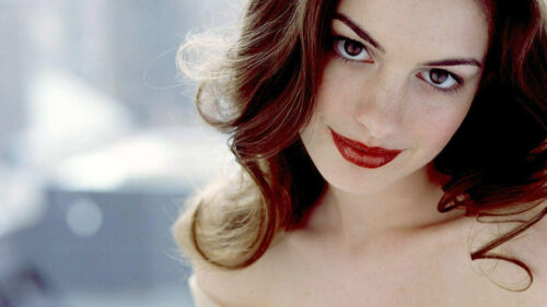 Portrait of Actress Anne Hathaway Desktop Wallpaper
