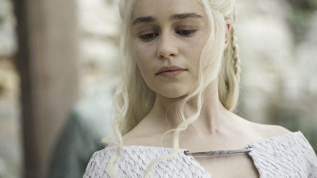 Daenerys Targaryen Game of Thrones Portrait Desktop Wallpaper