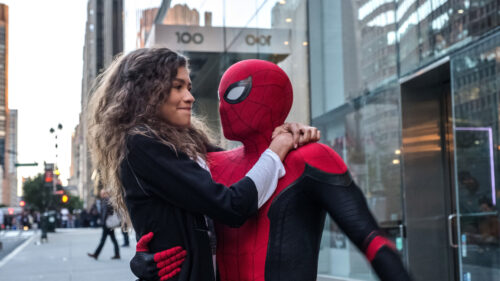 Spider-Man and MJ Romantic Embrace Desktop Wallpaper