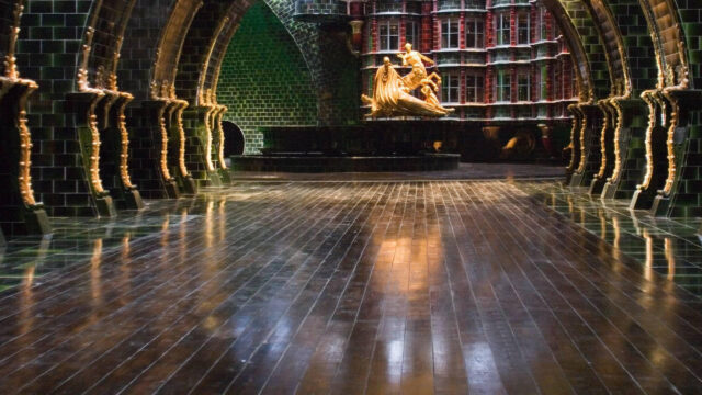 Ministry of Magic Hallway Fantasy Interior Desktop Wallpaper