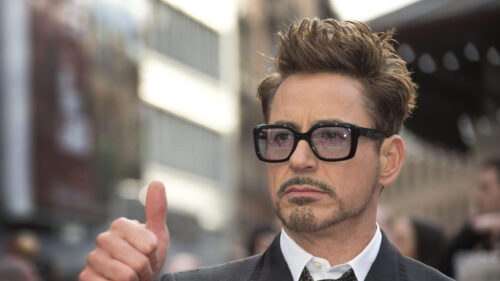Robert Downey Jr. Giving a Thumbs Up Desktop Wallpaper