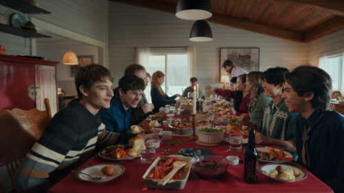 Family Thanksgiving Gathering Desktop Wallpaper