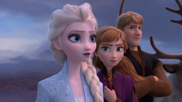 Elsa and Anna Frozen 2 Cinematic Scene 4K Desktop Wallpaper