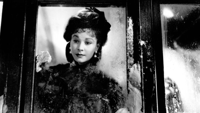 Vivien Leigh as Anna Karenina Cinematic Desktop Wallpaper