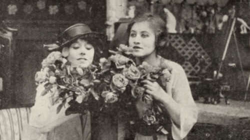 Vintage 1920s Cinematic Portrait Desktop Wallpaper