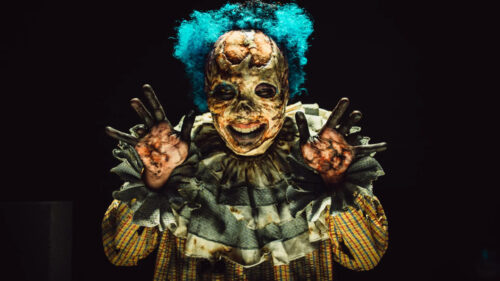 Terrifying Creepy Blue-Haired Clown Horror Desktop Wallpaper