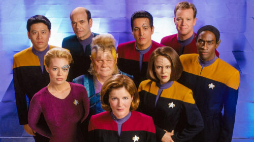 Star Trek: Voyager Cast Ensemble 4K Desktop Wallpaper