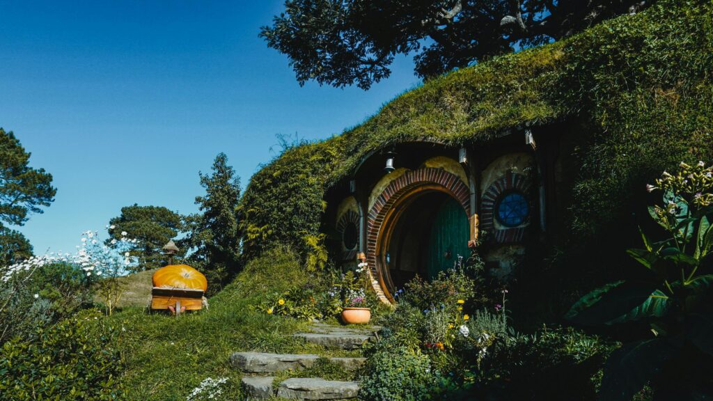 Enchanting Hobbit Hole House in Middle Earth 4K Desktop Wallpaper