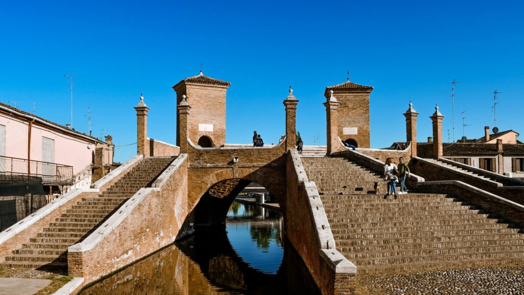 Trepponti Bridge in Comacchio Italy Scenic View 4K Desktop Wallpaper
