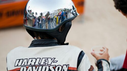 Harley-Davidson Biker Reflection Chrome Helmet 4K Wallpaper