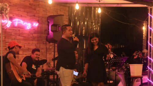 Live Music Performance with Band on Stage Desktop Wallpaper