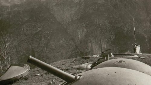 WWI Fortress Artillery Bunker Site Historical Landscape 4K Wallpaper
