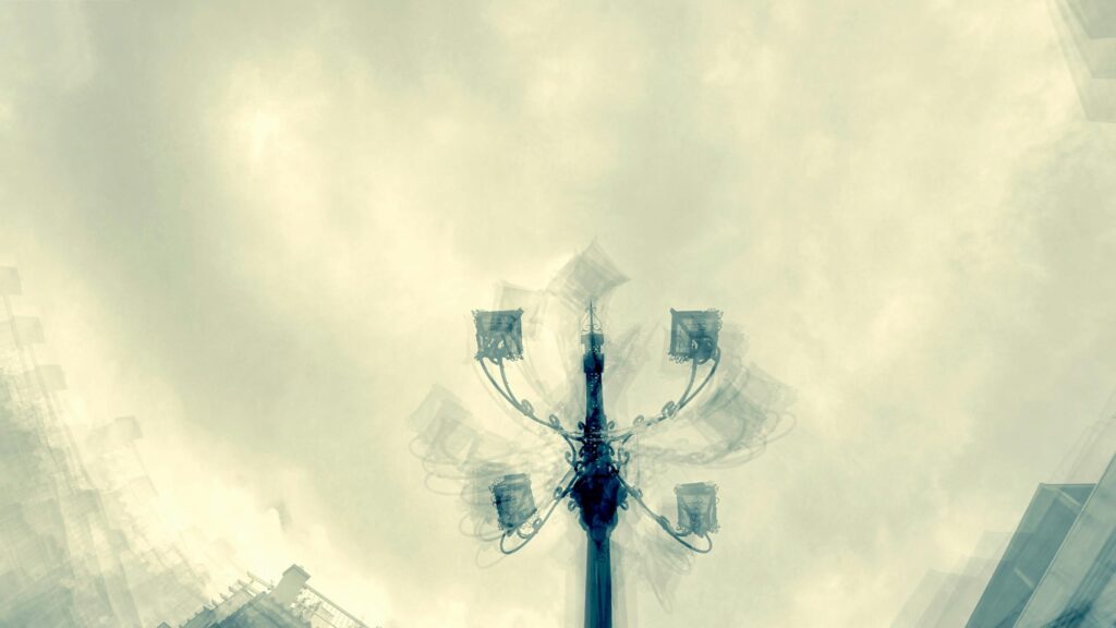 Surreal Motion Blur Street Lamp Retro Style Desktop Wallpaper