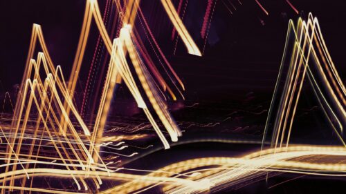 Abstract Gold Light Streaks and Motion Blur 4K Desktop Wallpaper